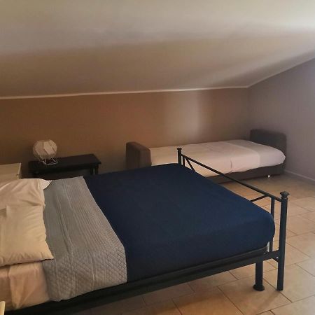 Appartement La mansardina à Sulmona Extérieur photo