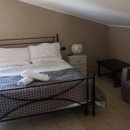 Appartement La mansardina à Sulmona Extérieur photo