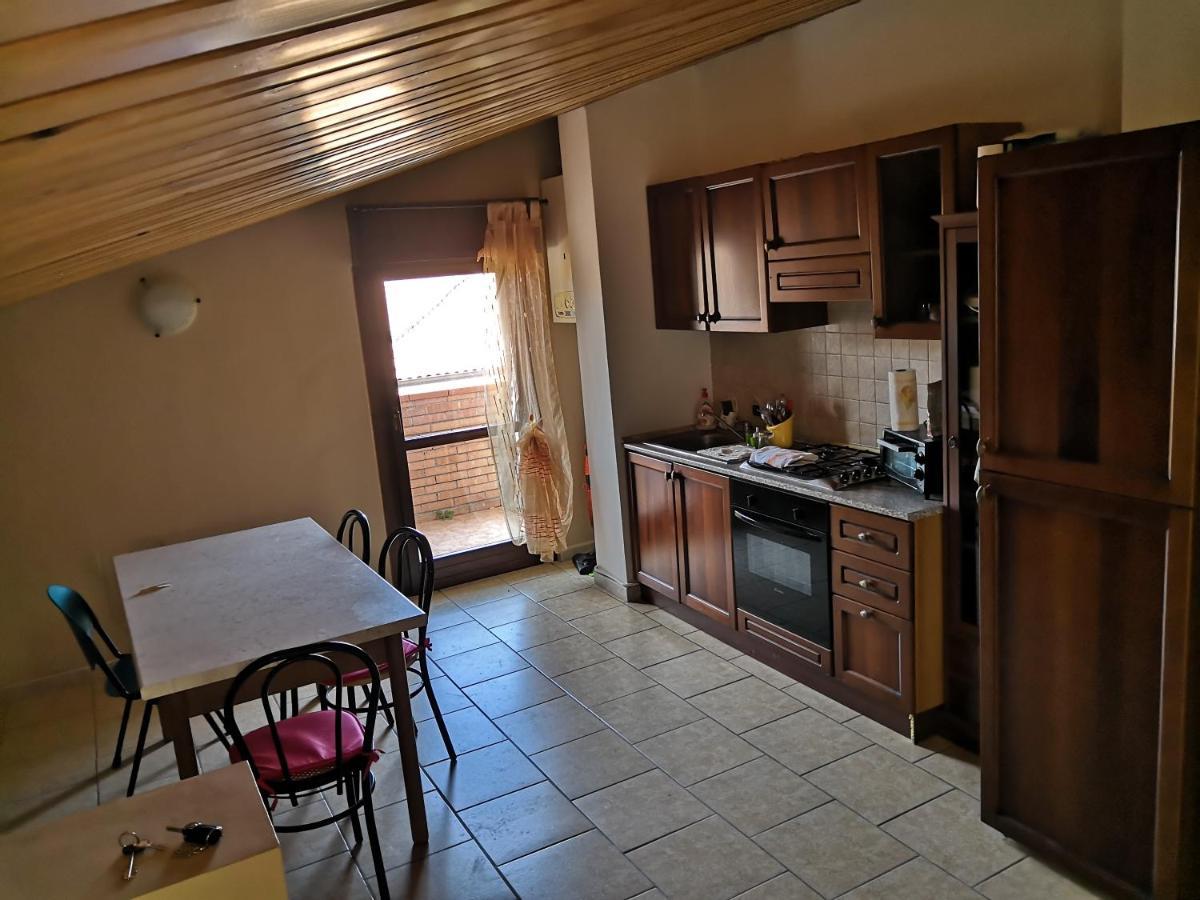 Appartement La mansardina à Sulmona Extérieur photo